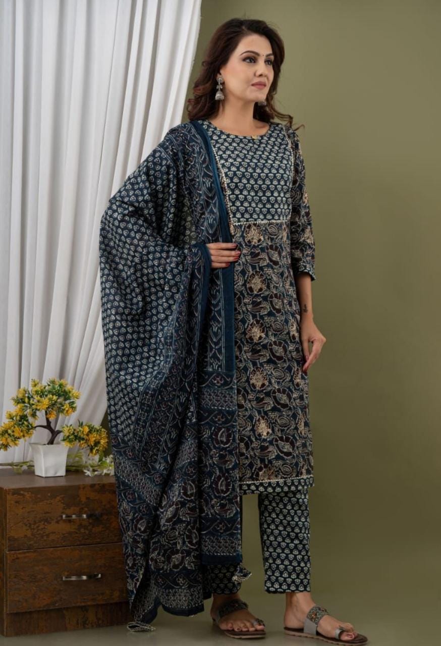 dupatta wearing style on kurti